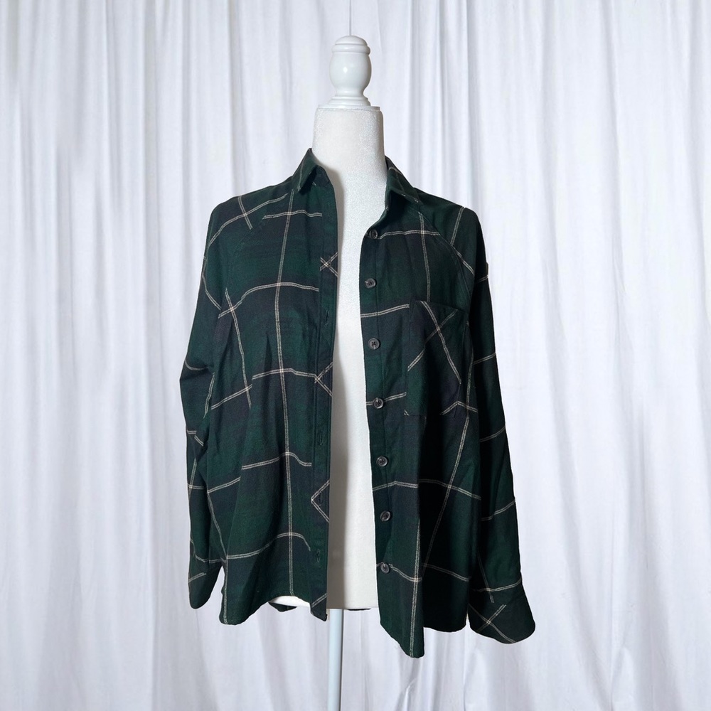 Women's Oversized Black Green Plaid Flannel Button Up Long Sleeve Size XS